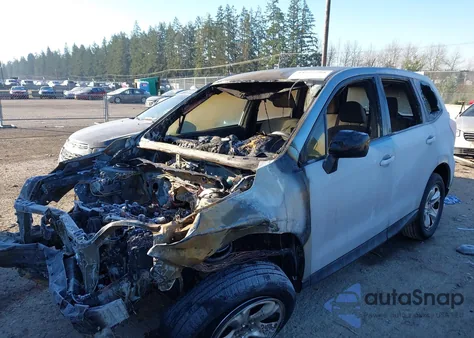 2014 Subaru Forester 2.5I из США, поврежденный, VIN JF2SJAAC9EH437610